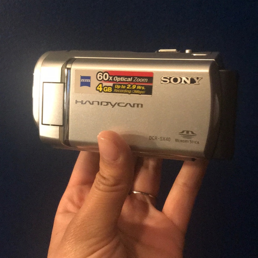 Sony handycam DCR-SX40